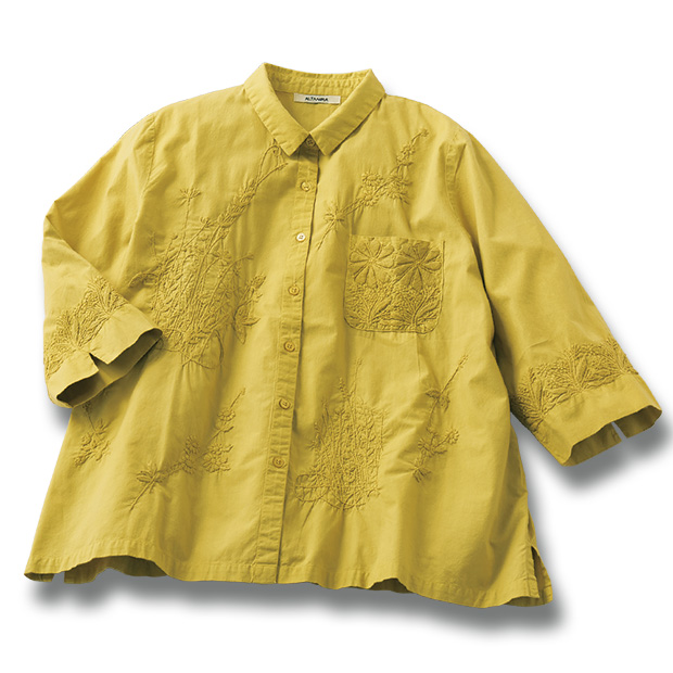 おしゃべりな花たちの刺しゅうブラウス