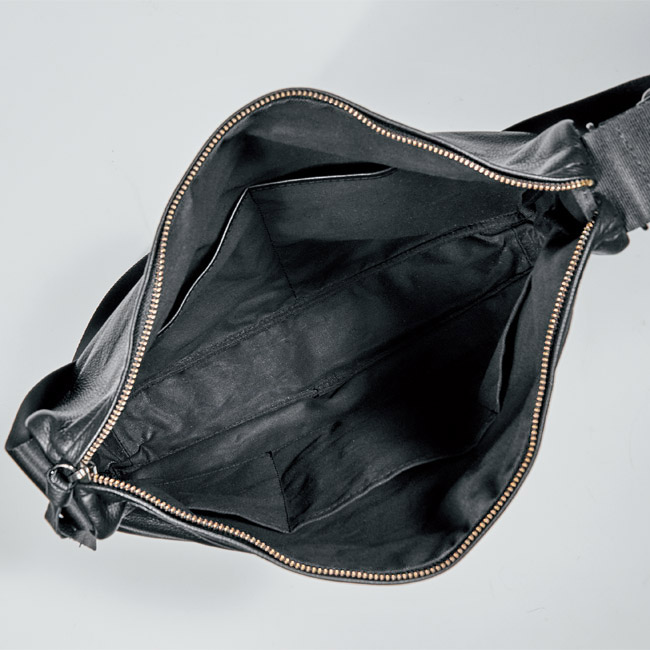 リバイブレザーショルダーバッグ