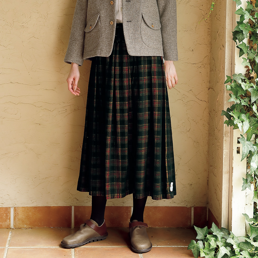 チェック柄コーデュロイスカート