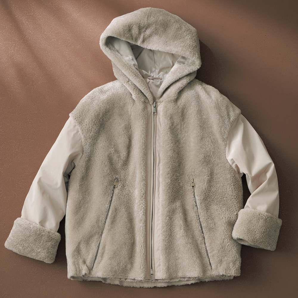 リバーシブル･ムートン使いデザインブルゾン