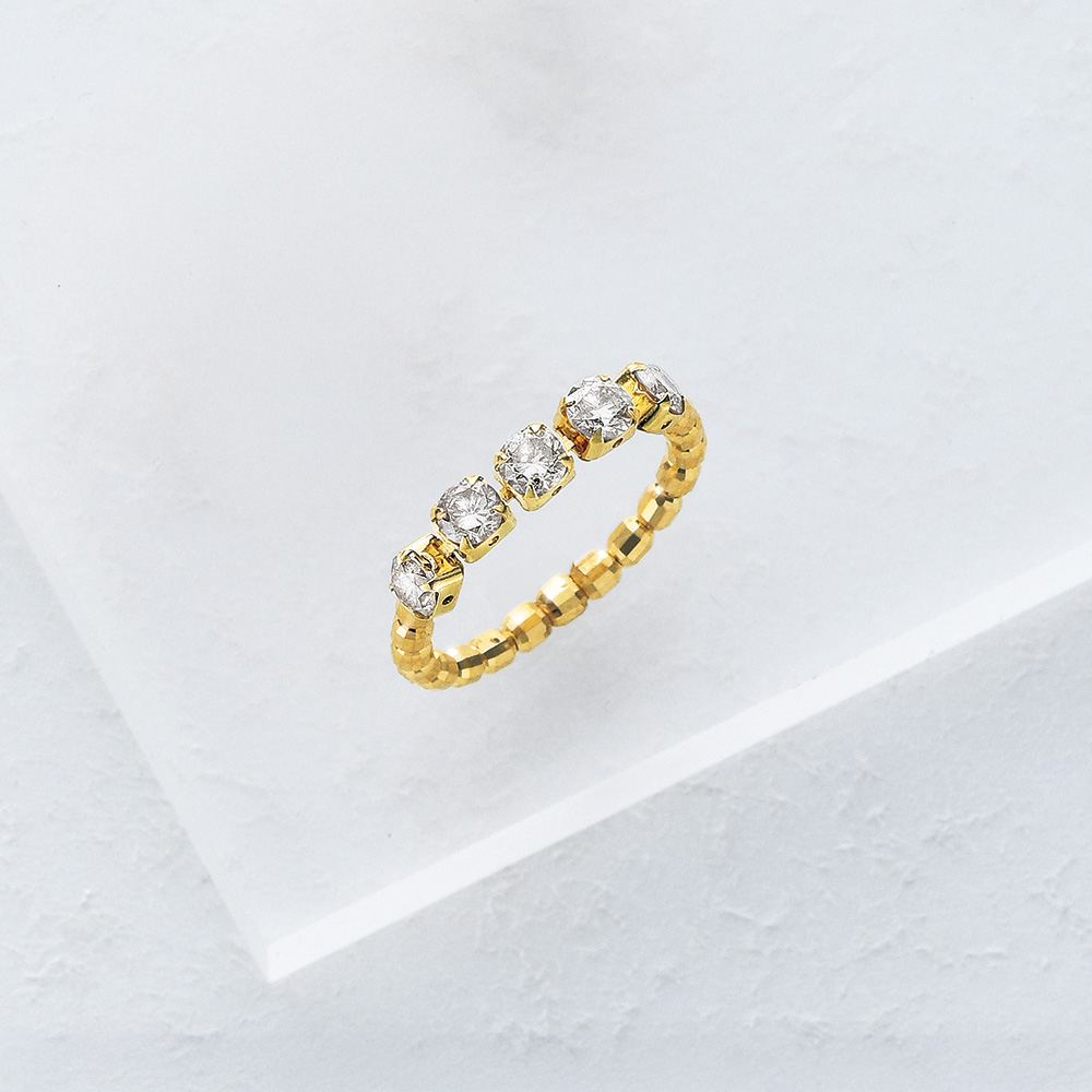 K18ダイヤモンドストレッチリング／5石