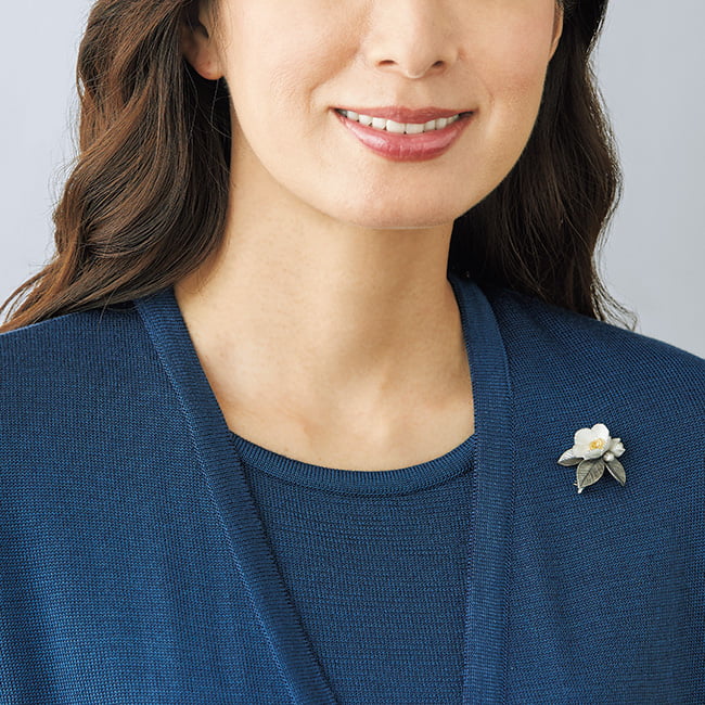 東京彫金「夏椿」