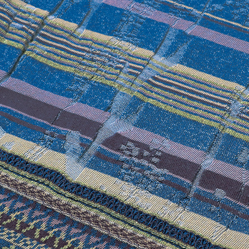 ジャカードプルオーバー