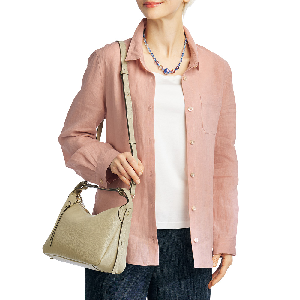 フレンチリネンブラウス