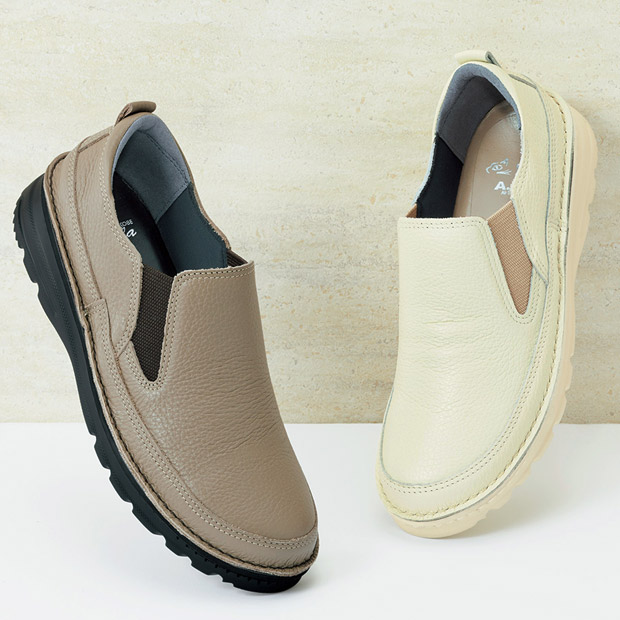 軽量4Eスリップオンシューズ