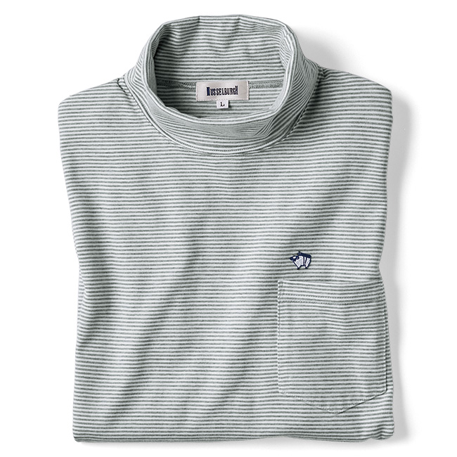 細ボーダータートルネックTシャツ