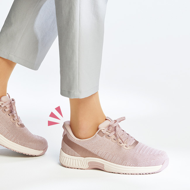 ハンズフリーのニットスニーカー／KITA／ワイド