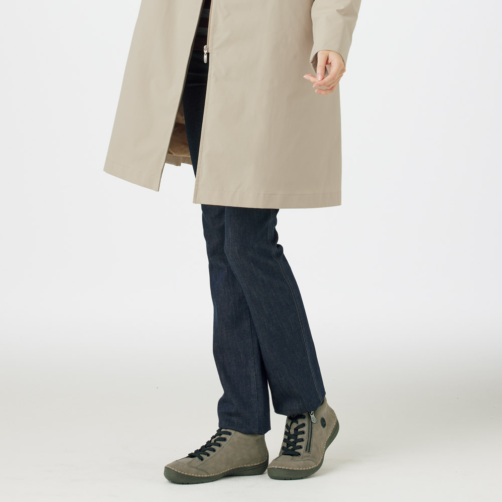 ファスナー付きシューズ