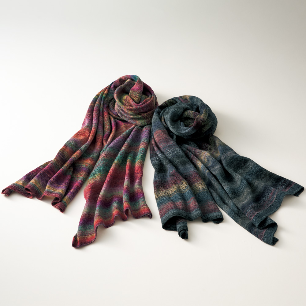 絣糸で編んだミニストール