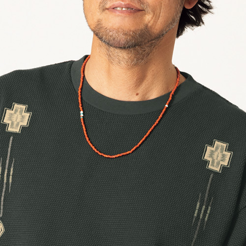 ビーズネックレス