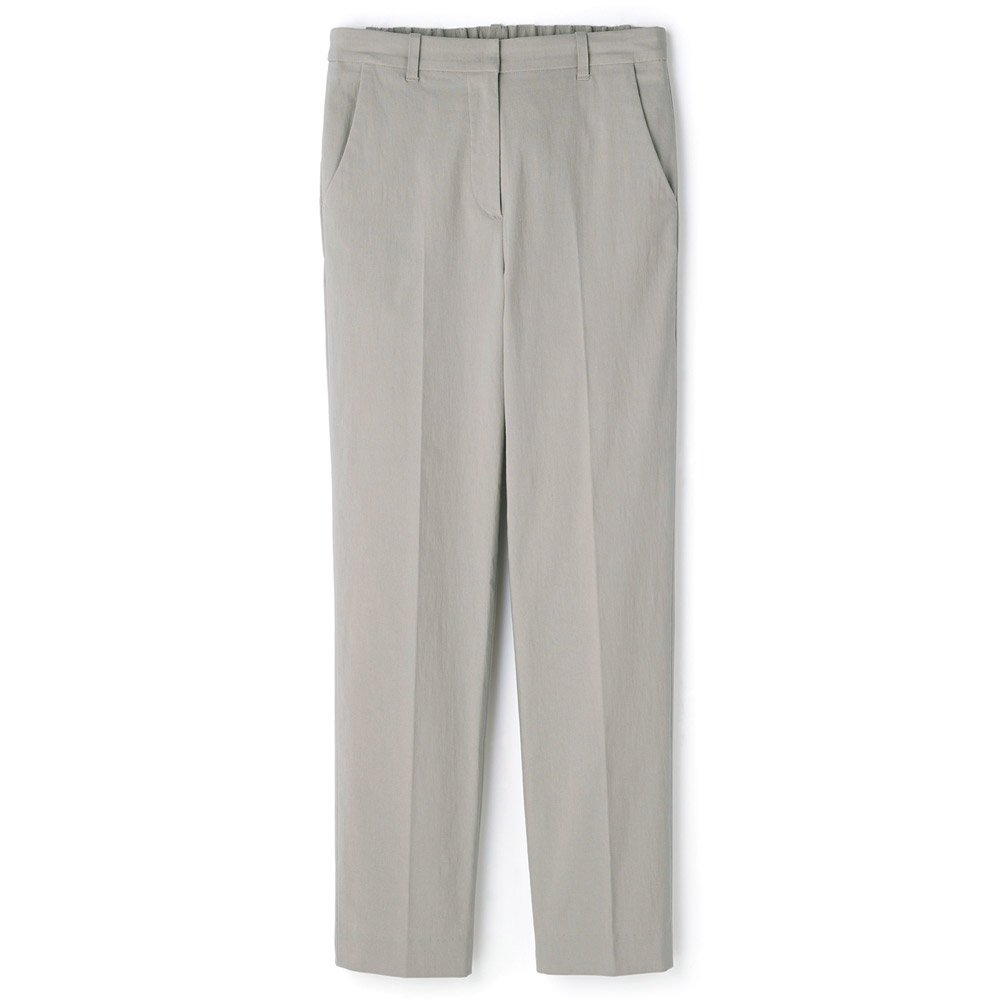 ストレッチテーパードパンツ