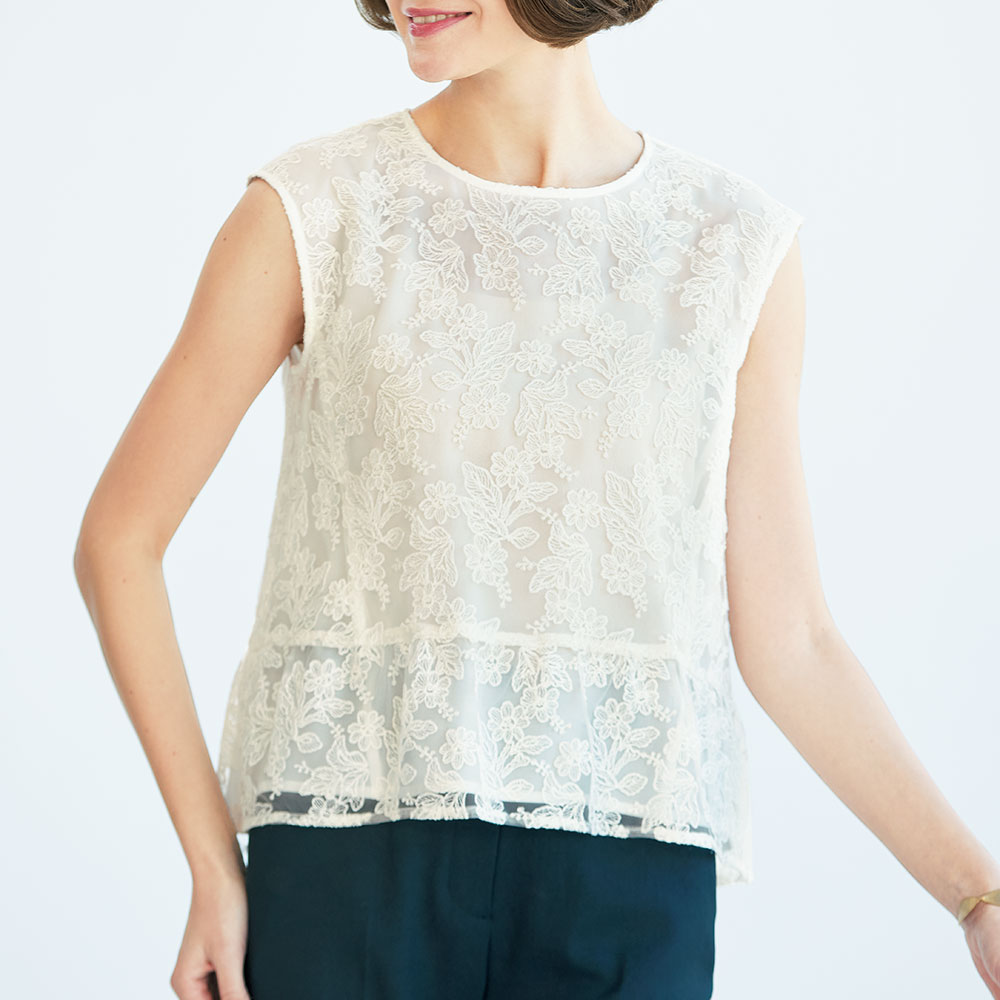 レースタンクトップ