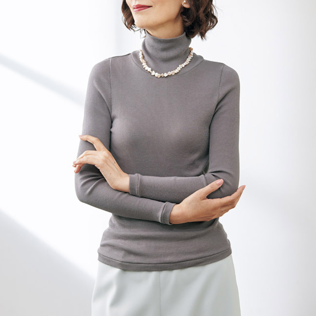 コットンシルクタートルネックプルオーバー／当社限定