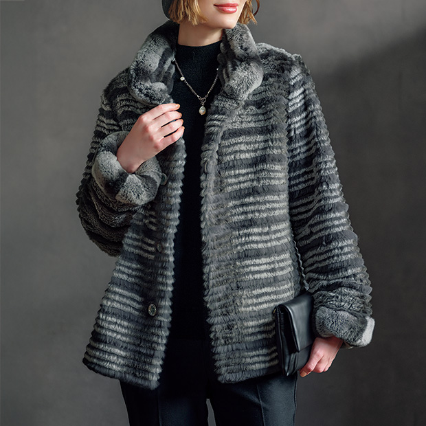 ファー使いリバーシブルコート