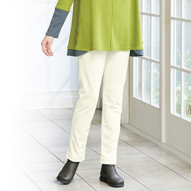 両面起毛のストレッチパンツ