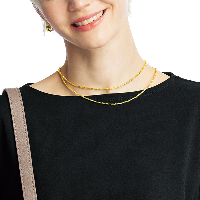 多面カットのメタリックビーズ･ロングネックレス