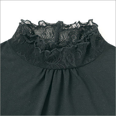 チュールレース使いプルオーバー