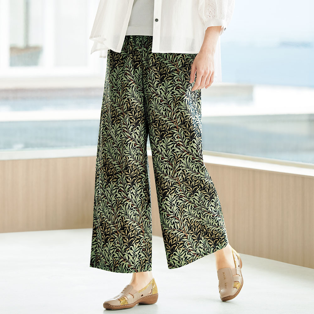 ボタニカルプリントパンツ