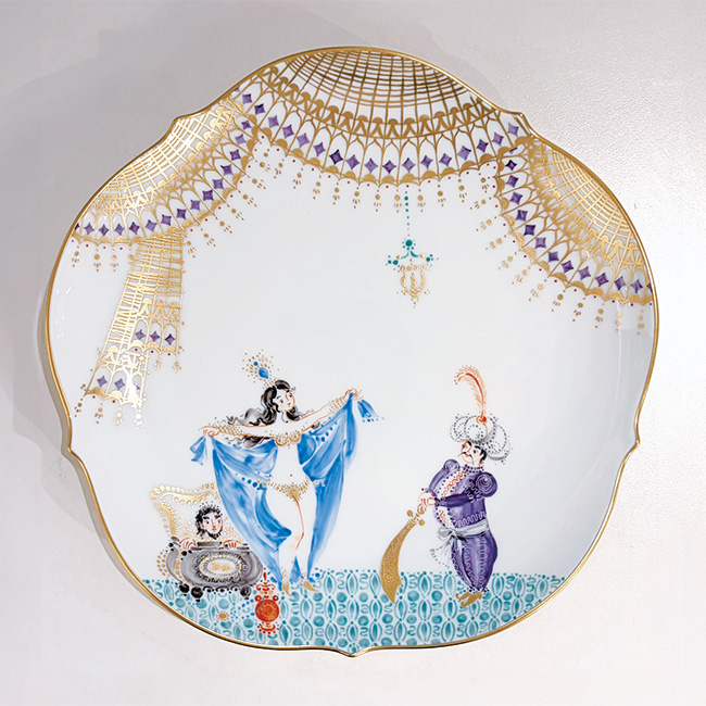 フィギュリン「午」