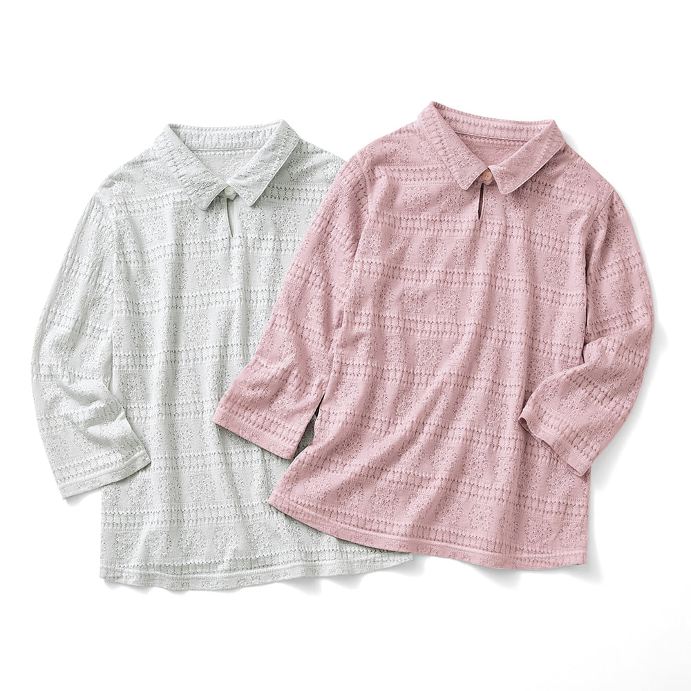 桜の花で染めたレーシー襟付きプルオーバー