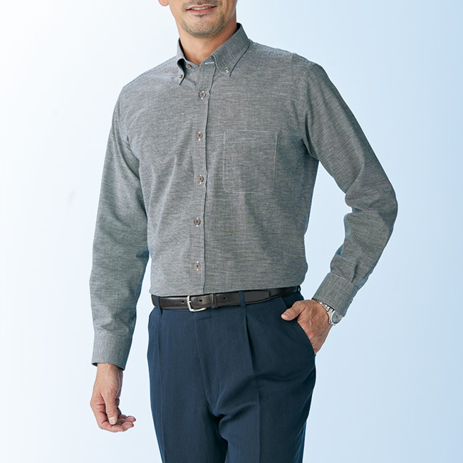 お腹まわりをすっきり見せるB.D.シャツ