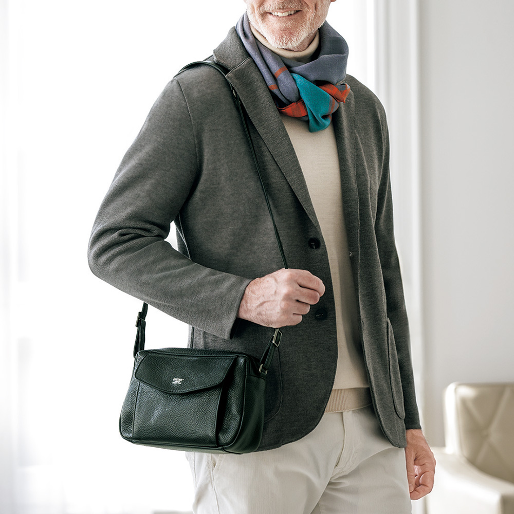 コンパクト･散策ショルダーバッグ