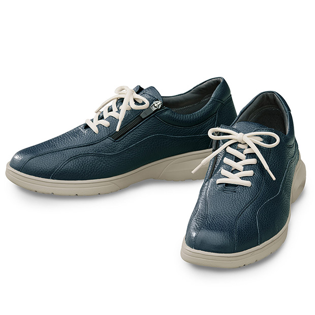 足をいたわる男の靴／軽量レザースニーカー