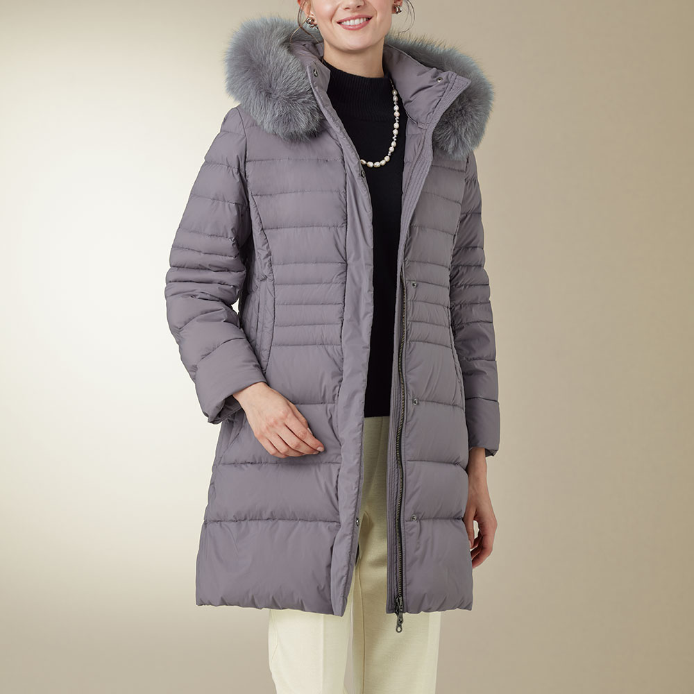 フォックスファー付きストレッチダウンコート