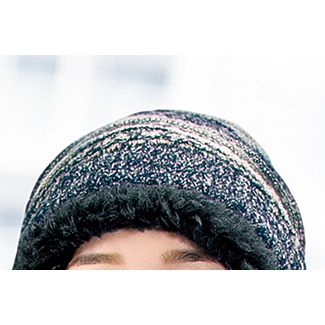 メリノンを被り口に配した多色編みニット帽