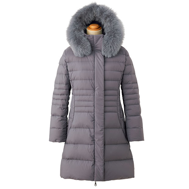 フォックスファー付きストレッチダウンコート