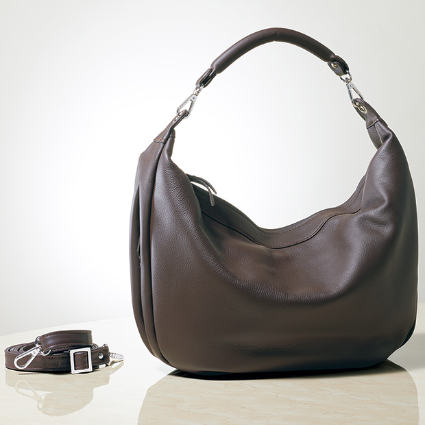 カーフレザーの2ウェイバッグ