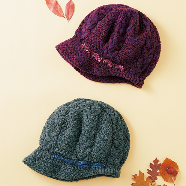 つば付きニット帽子