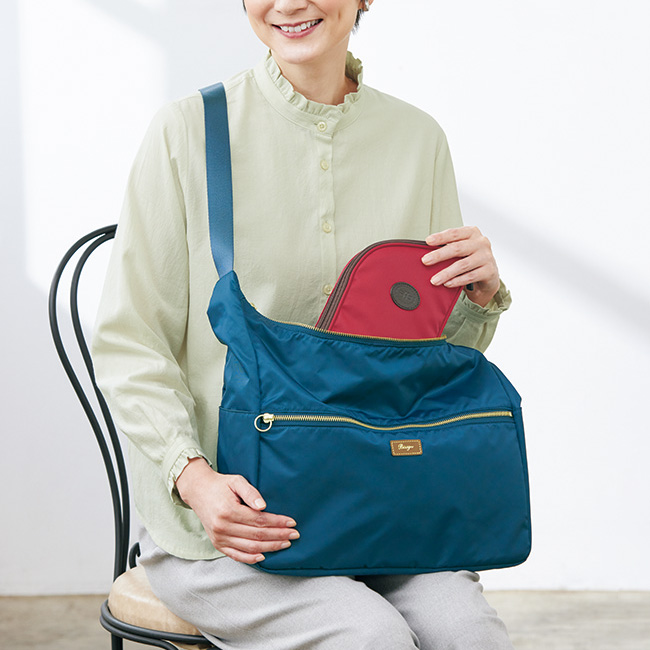 通院に便利なミニポーチ