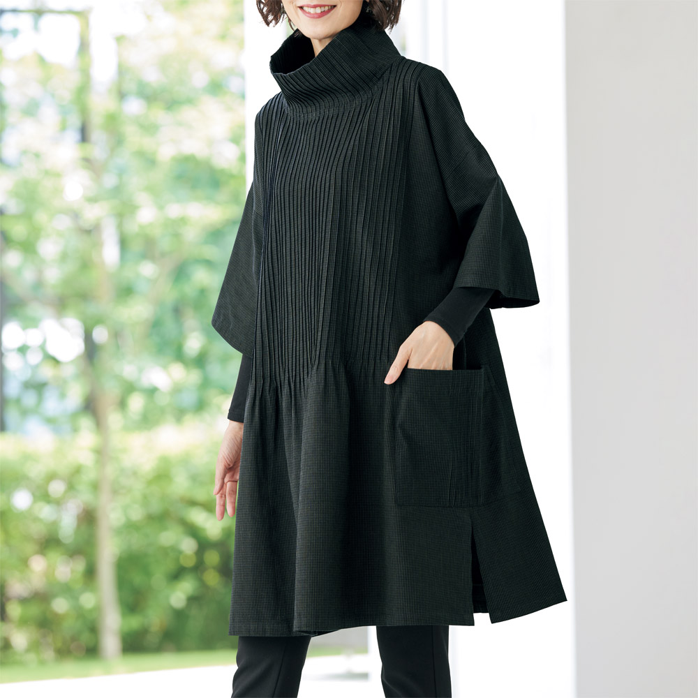 ピンタックプルオーバー