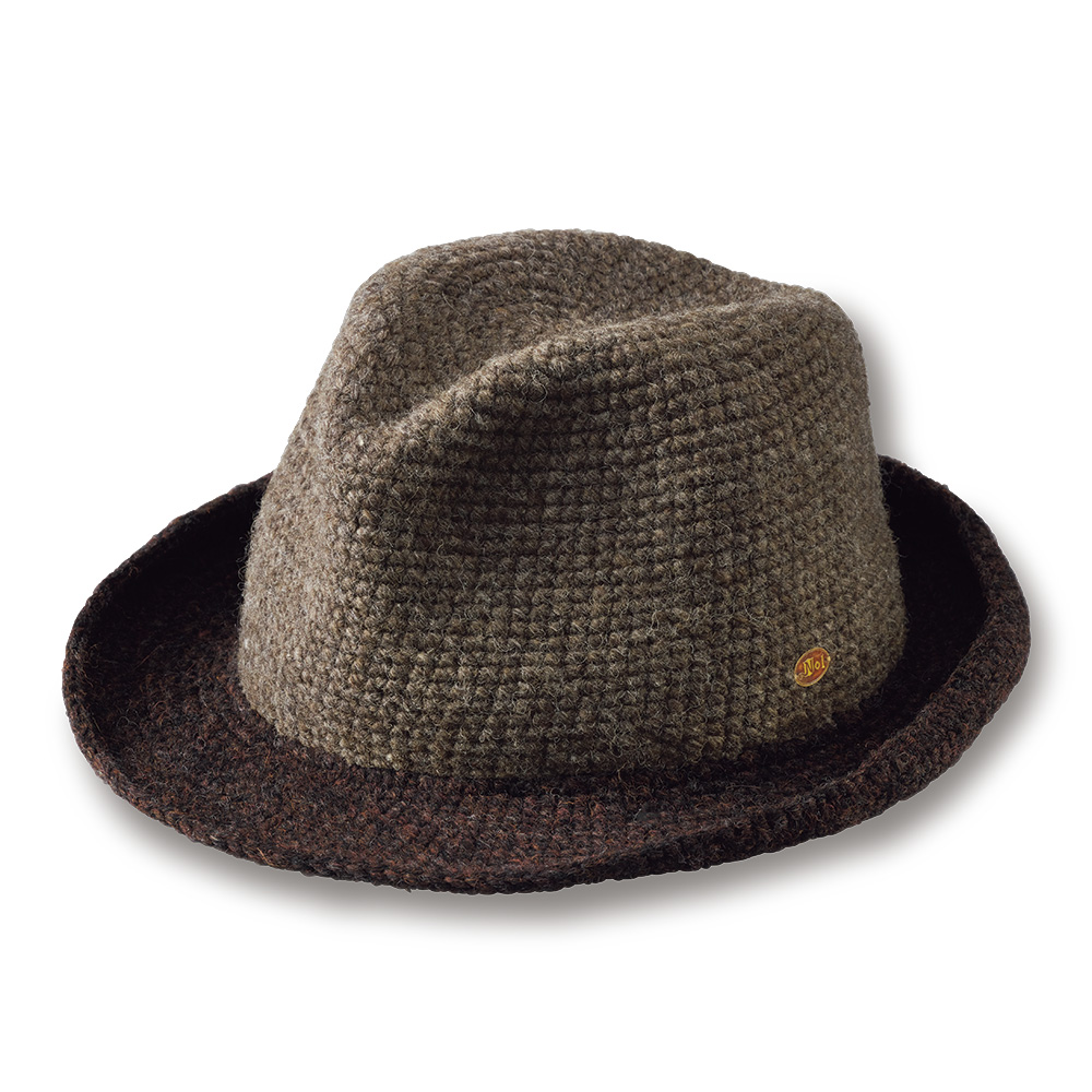 手編みのローラブルハット