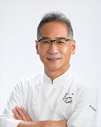 ピアットスズキ オーナーシェフ 鈴木弥平氏
