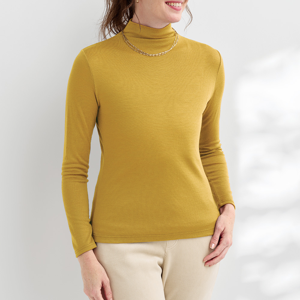 メリノウールボトルネックプルオーバー