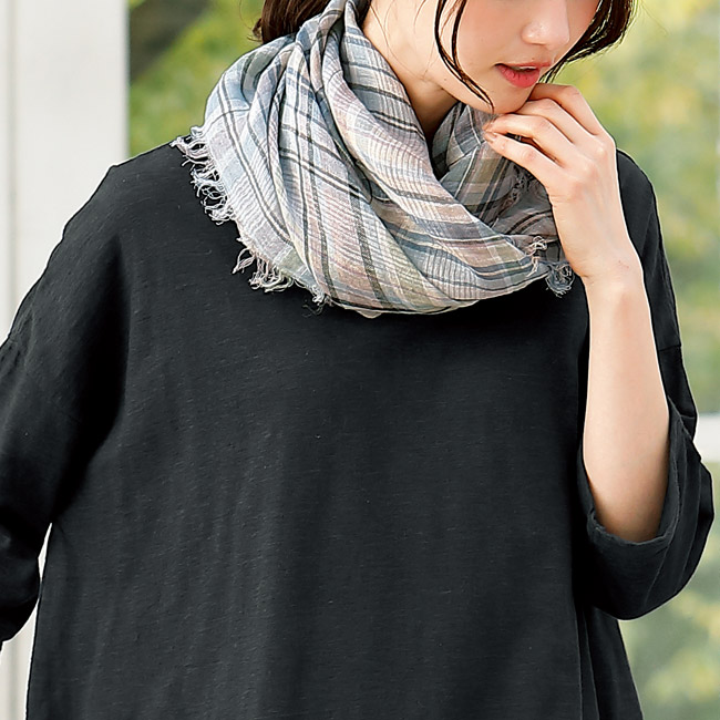 手織りのリネンチェックストール