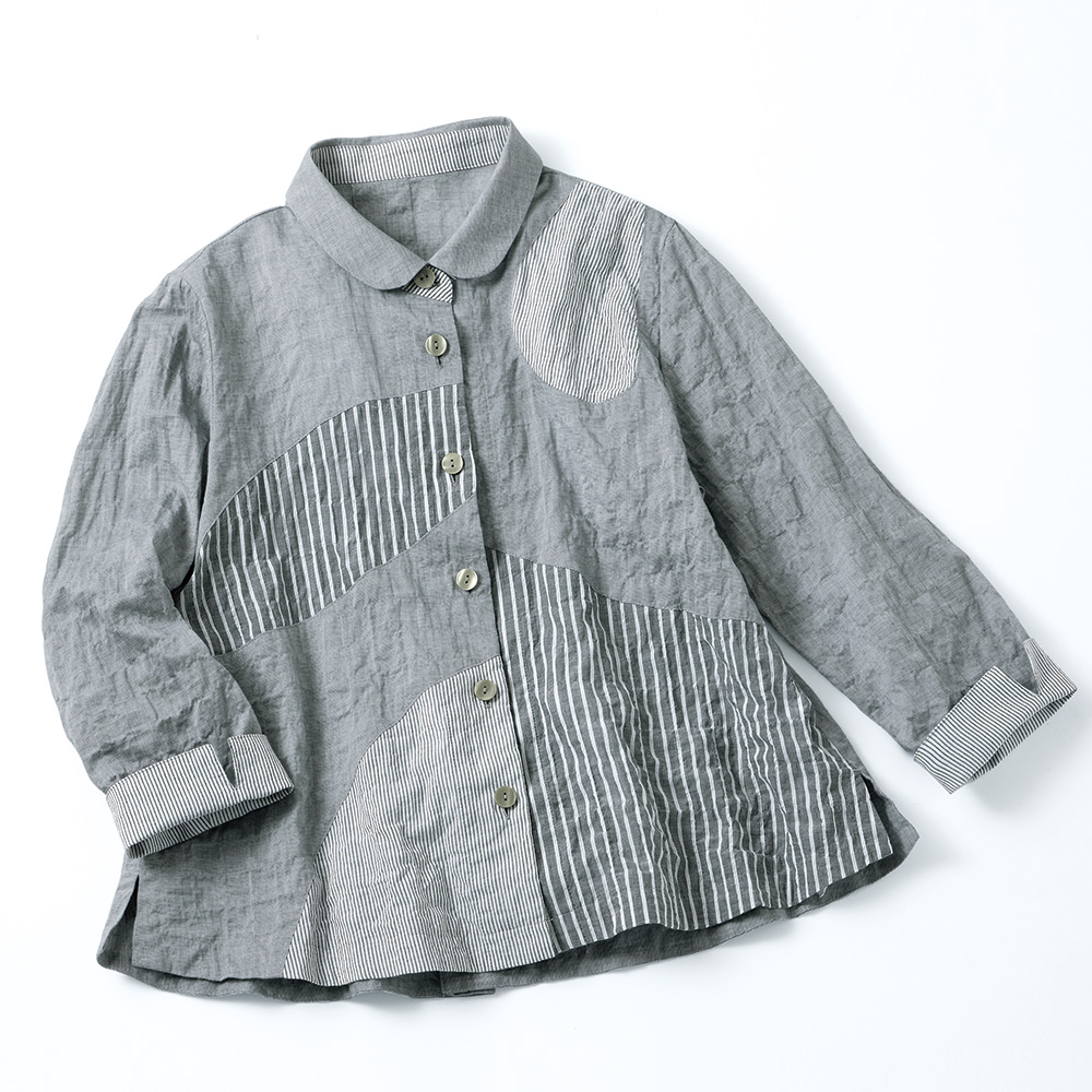 袖折り返し可能な切り替えブラウス