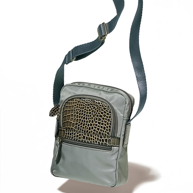 スマートポシェット／当社限定