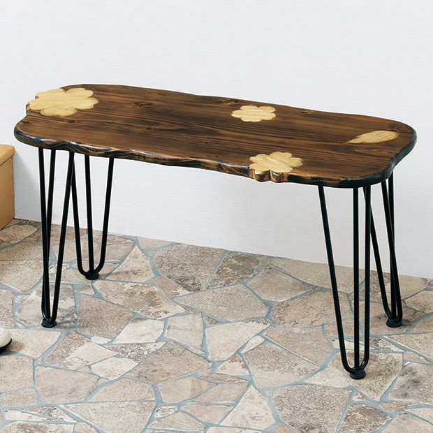 葉っぱと花の象嵌ベンチ／杉