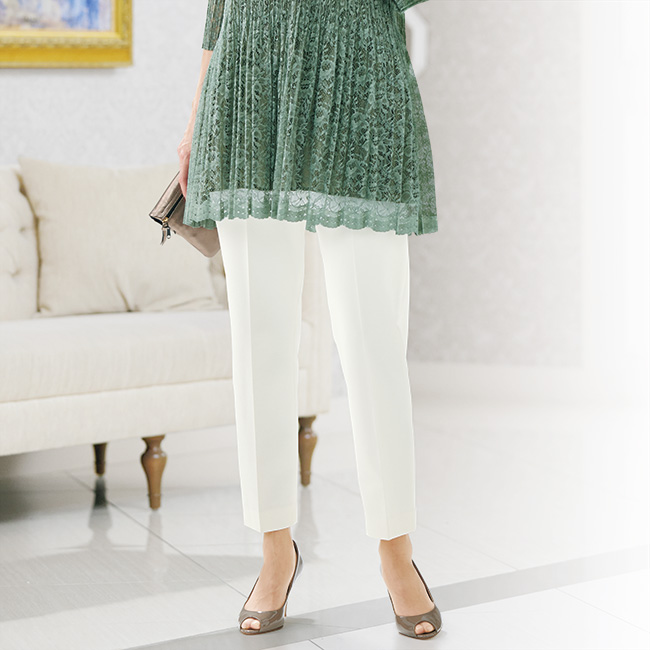 2ウェイストレッチ前開きテーパードパンツ