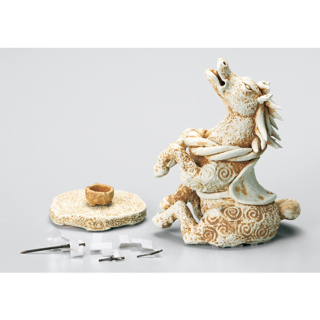 古仏頂焼／香炉「跳神馬」