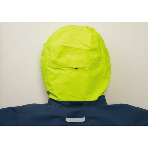 マイルドウインドジャケット