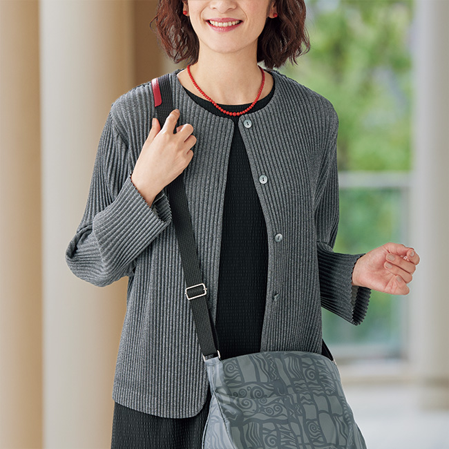 胡渡珊瑚グラデーションネックレス