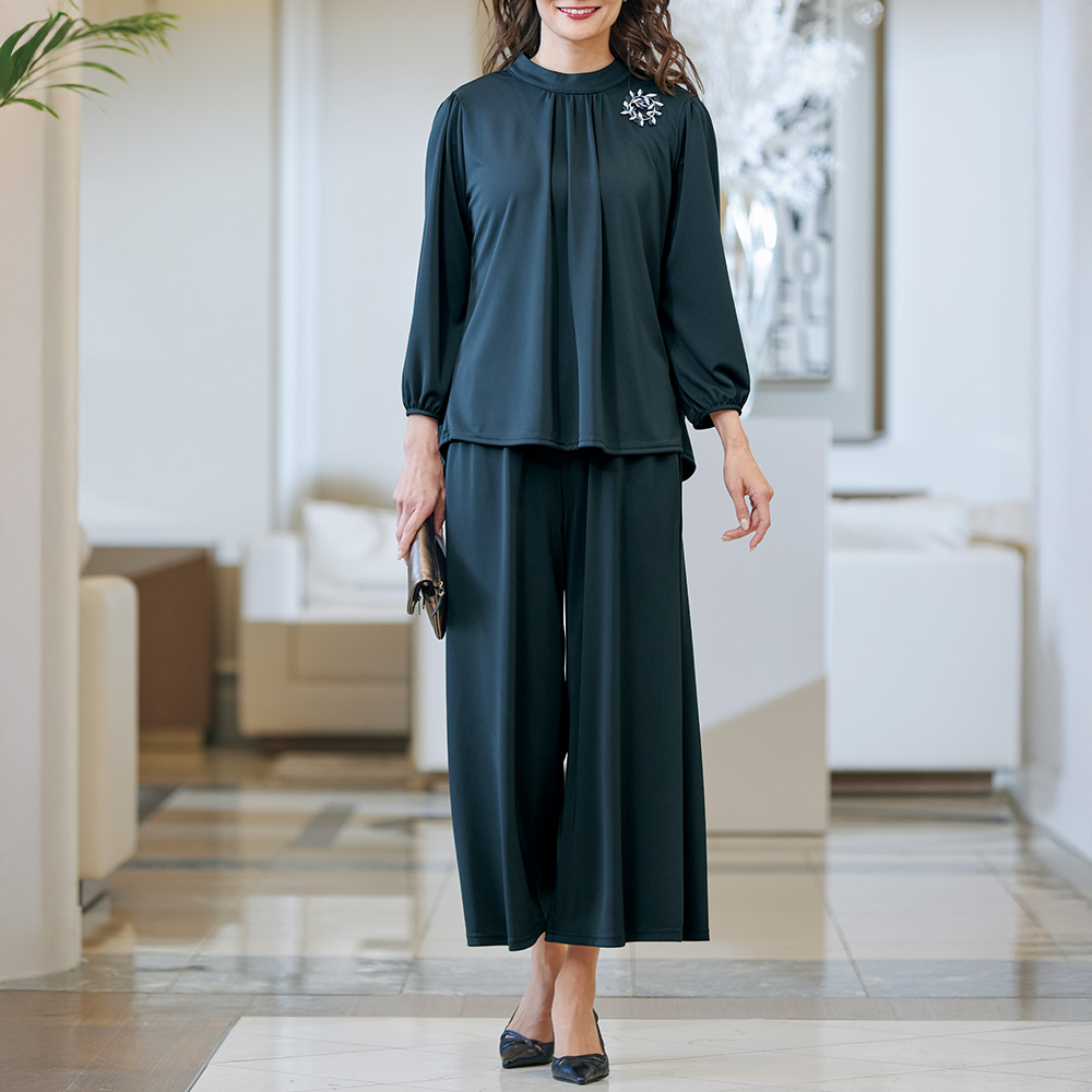 落ち感の美しいセットアップ