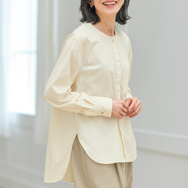 比翼仕立て･バックボタンブラウス