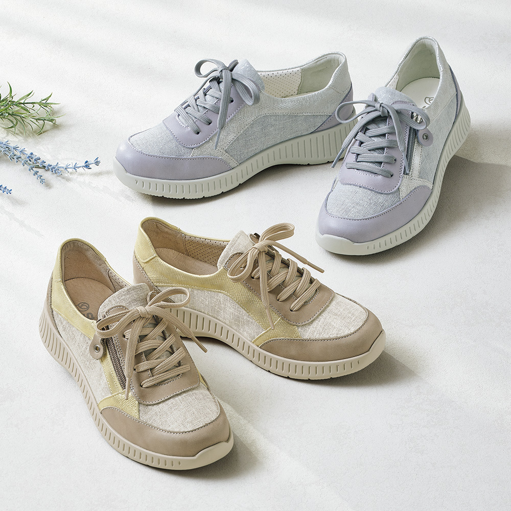 4E･ファスナー付きスニーカー