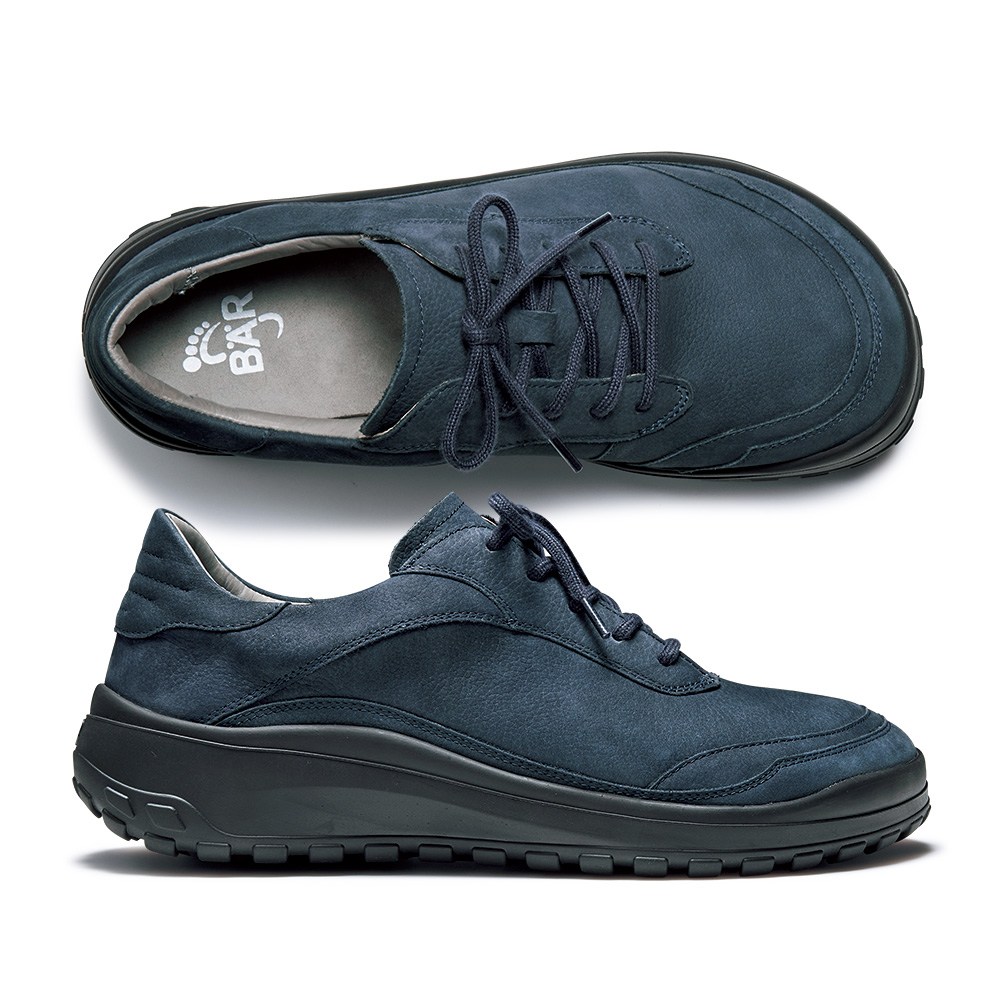 ヌバックレザースニーカー／クイン