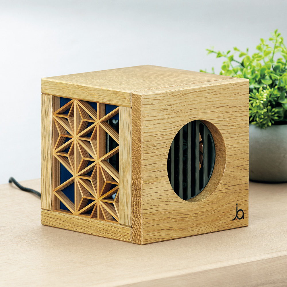 空間清浄器ジェイエアー／大湊文吉商店組子モデル